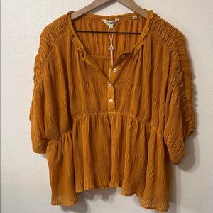 NWT Flowy Mustard Blouse